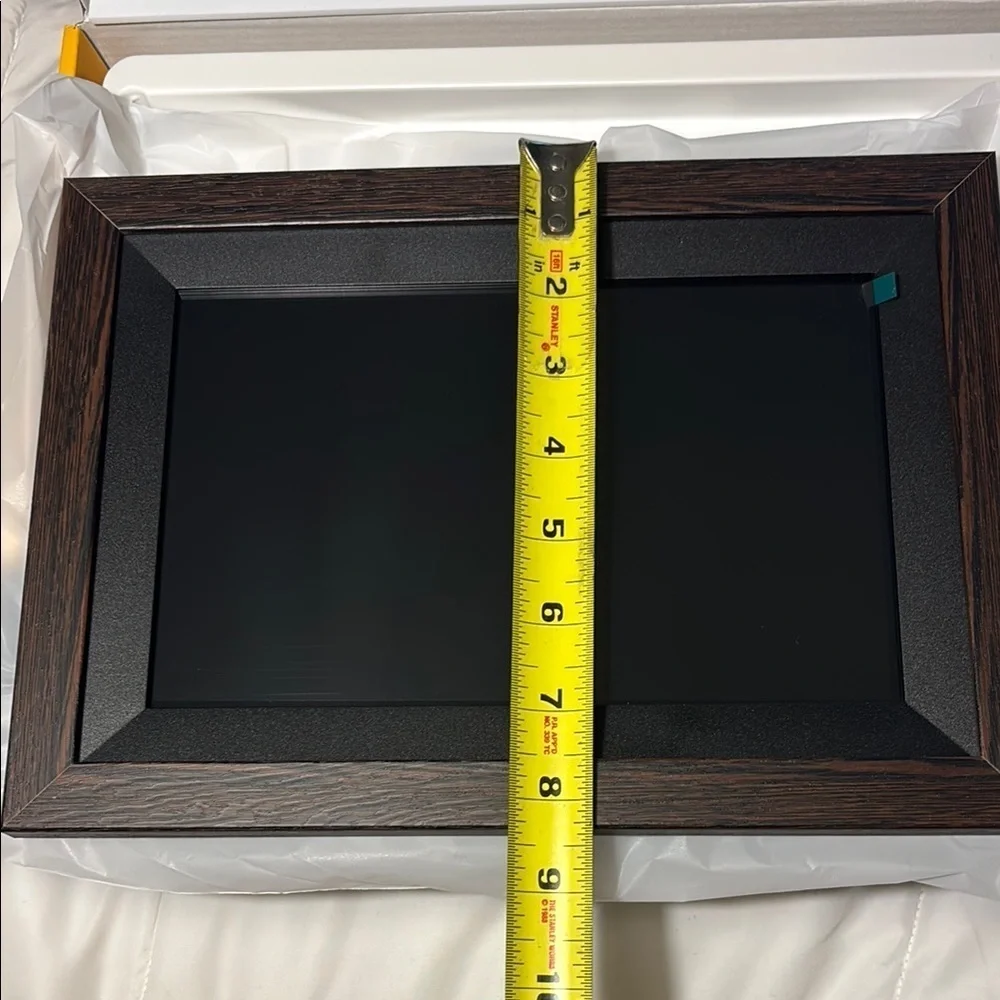 Kodak Classic Photo Frame 10 inch Wi-Fi Enabled